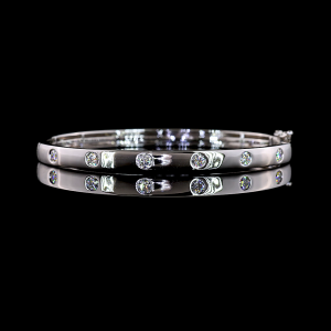 Round Shape Bangles Bracelet